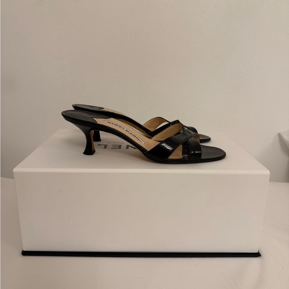 Manolo Blahnik Black Patent Leather Sandals - Picture 3 of 6